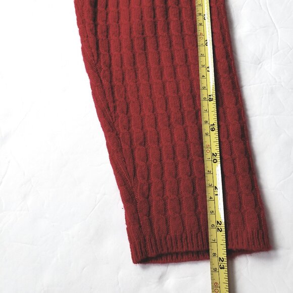 Ann Taylor Cashmere Cable Knit V-Neck Long Sleeve Christmas Red Pullover - Picture 6 of 7